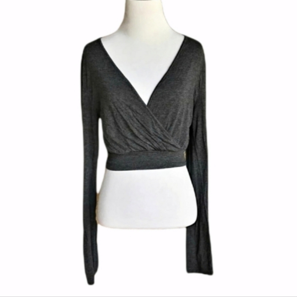 Forever 21 Grey Faux Wrap V-neck Long Sleeve Crop Top Cropped Blouse Large